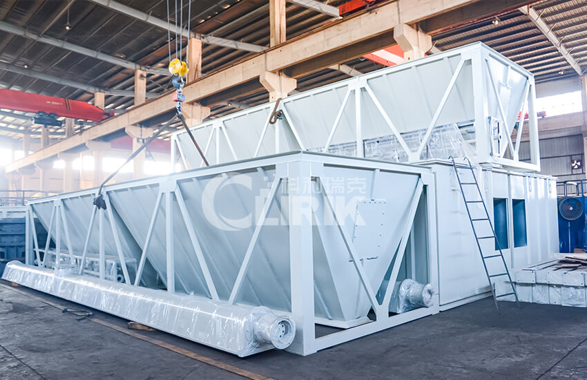 廣西賀州老客戶訂購HGM125超細(xì)磨粉機發(fā)貨現(xiàn)場